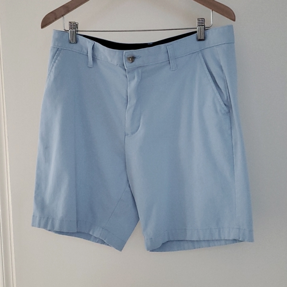 NAUTICA men's shorts size 34" waist regular in light blue(cotton) 8" rise